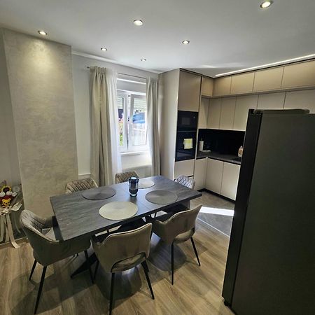 Apartment Holiday Zadar Ngoại thất bức ảnh
